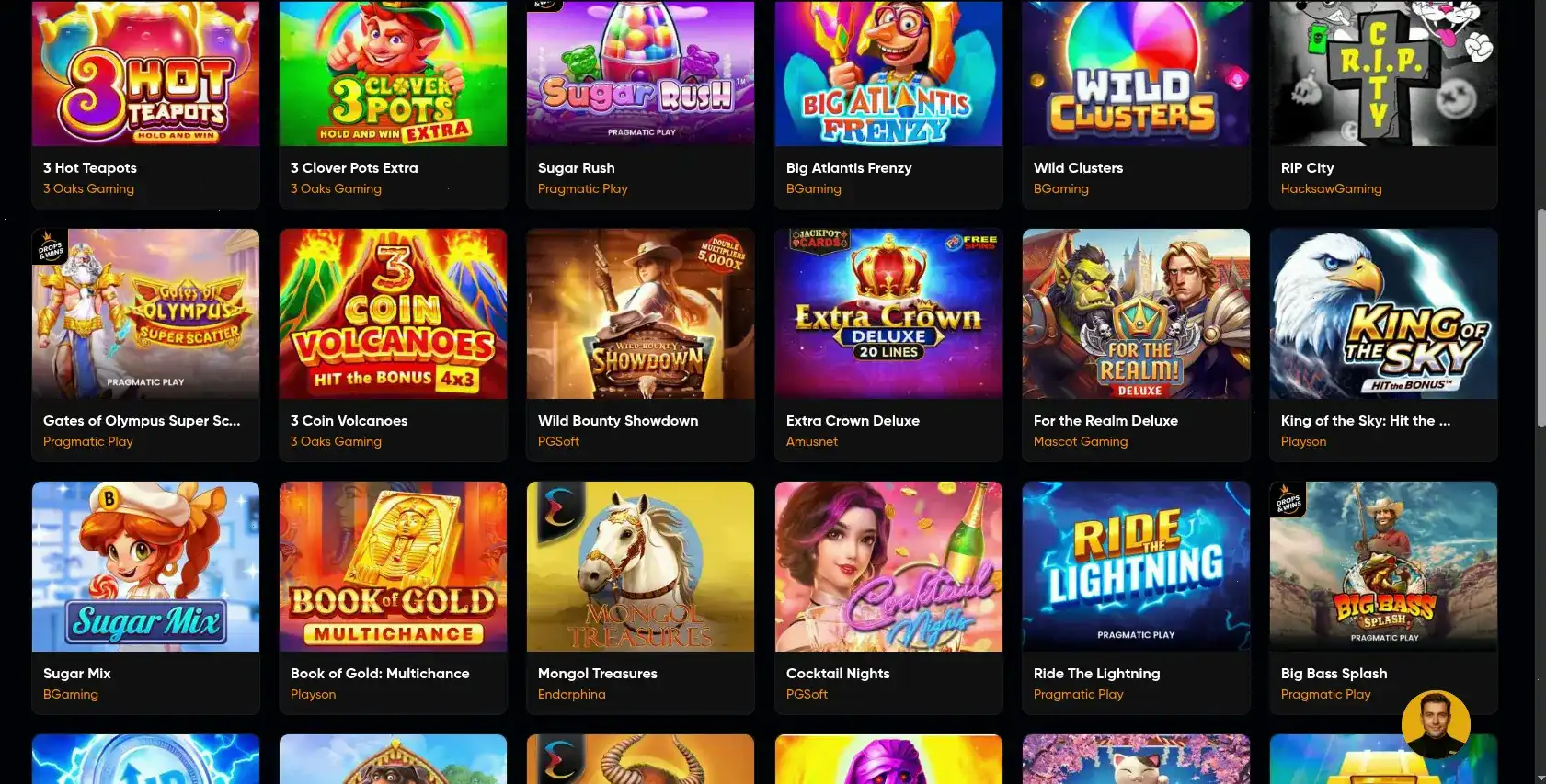 Интерфейс игрового зала Bollywood casino с множеством слотов